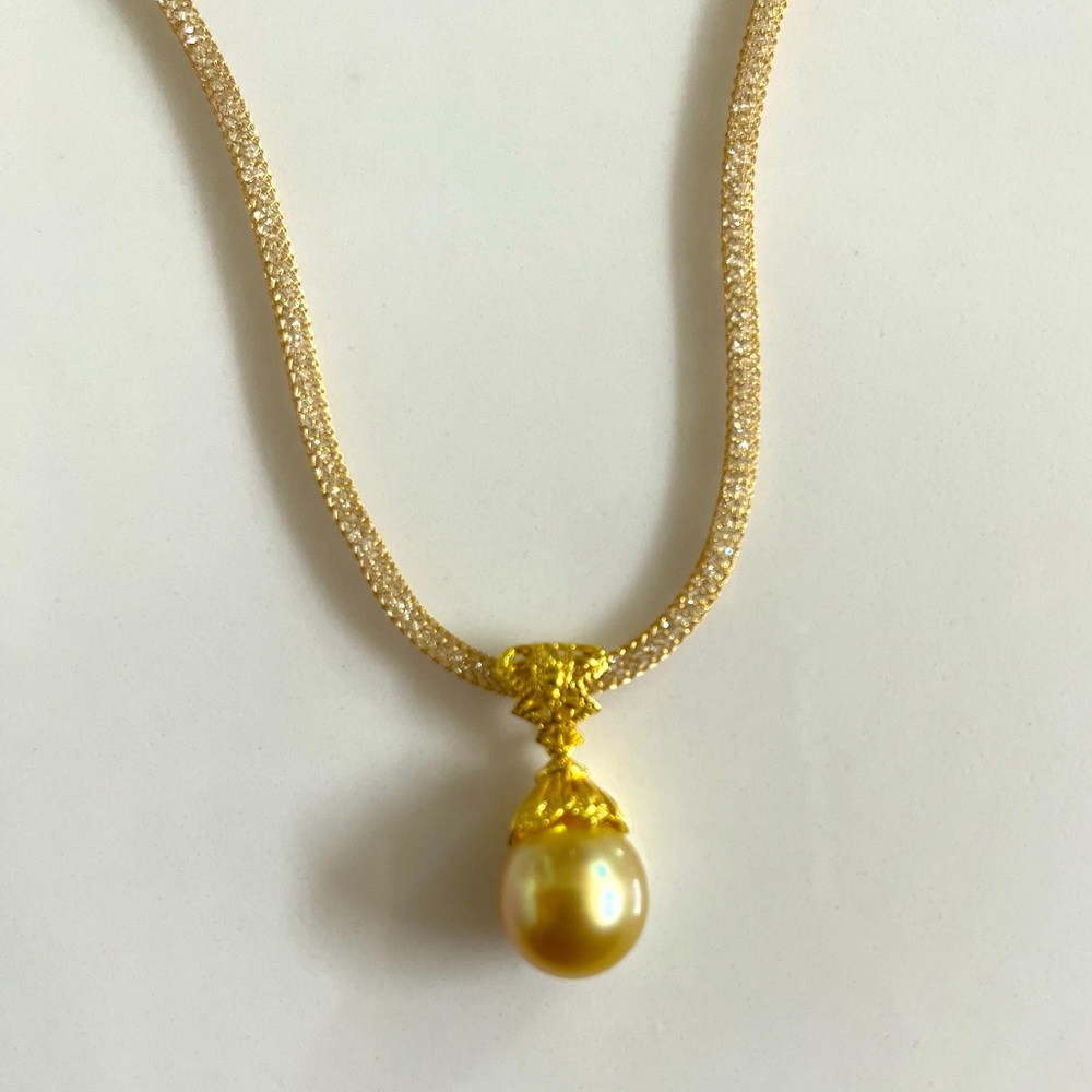 South Sea Akoya pearl necklace